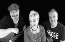 images/Band Archiv/Amberg__Friends_-_Silke_und_Andi_-_website.jpg
